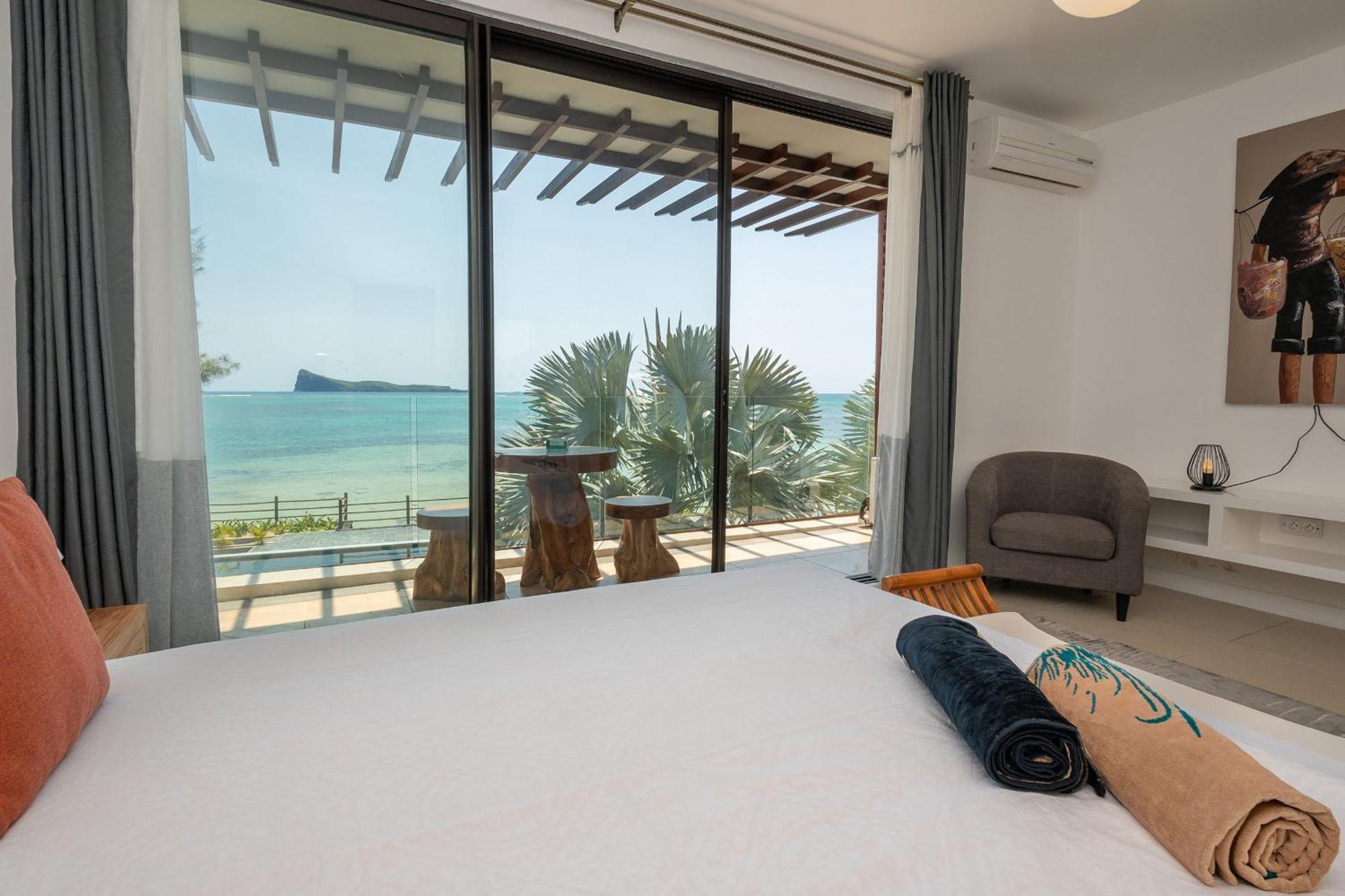 Luxury Beachfront Duplex, Coin De Mire View / 3Bed Кап Малёрё Экстерьер фото